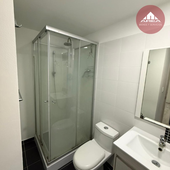 ¡Vive con comodidad y en una ubicación privilegiada! image 4